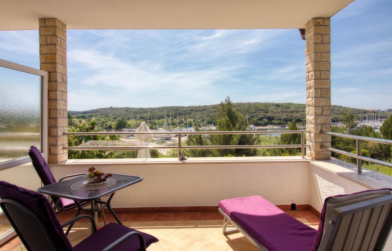 Apartman Studio Pola Esterno foto