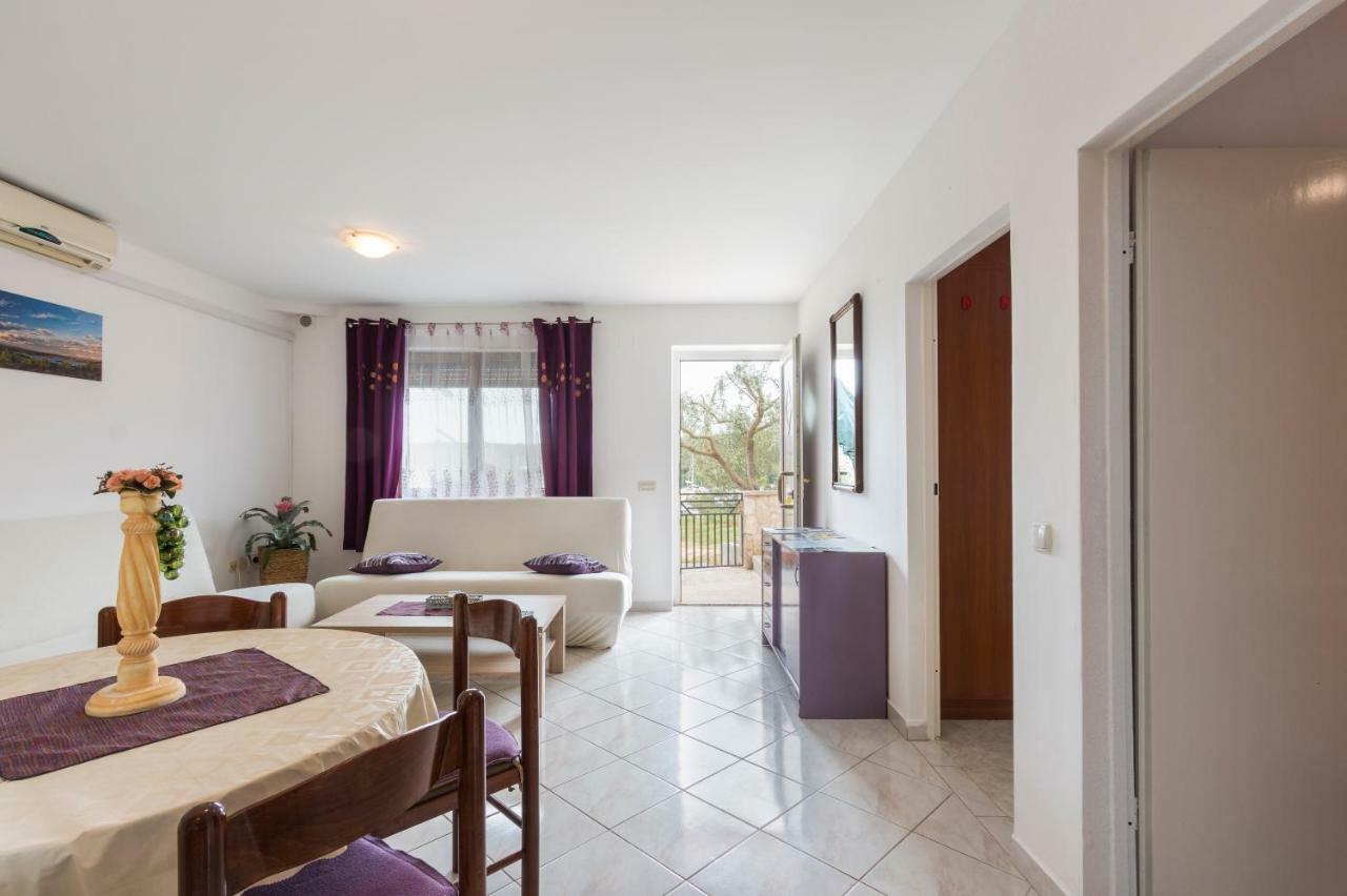 Apartman Studio Pola Esterno foto
