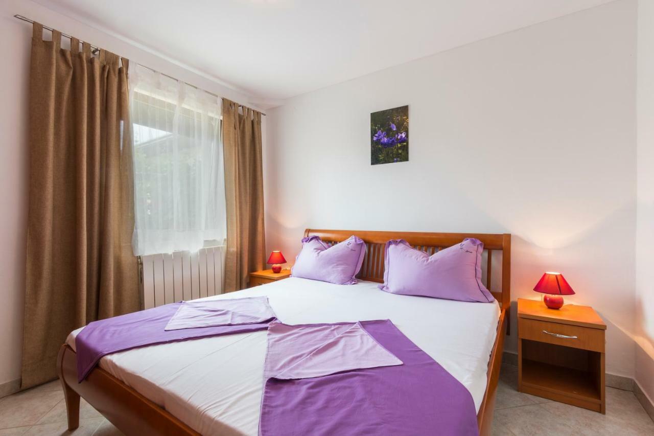 Apartman Studio Pola Esterno foto