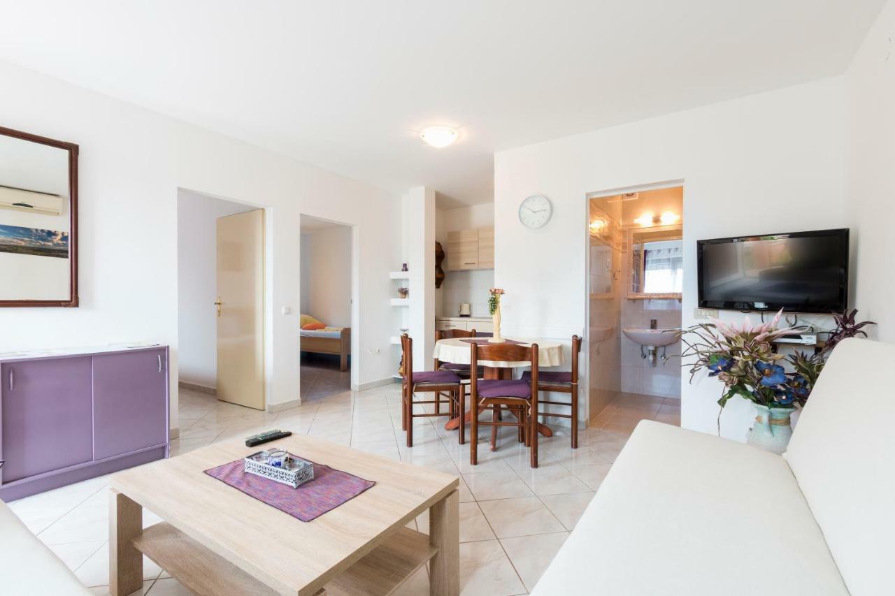 Apartman Studio Pola Esterno foto