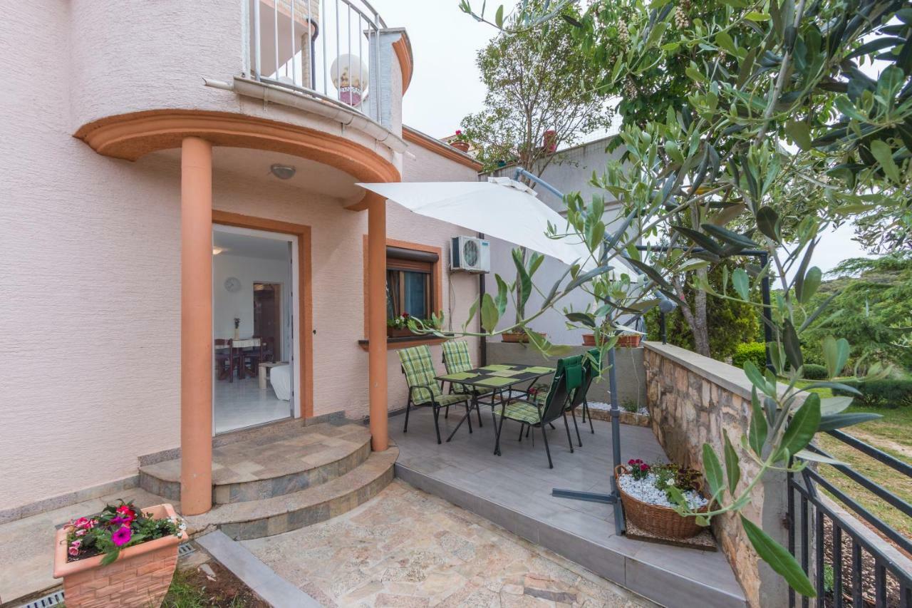 Apartman Studio Pola Esterno foto