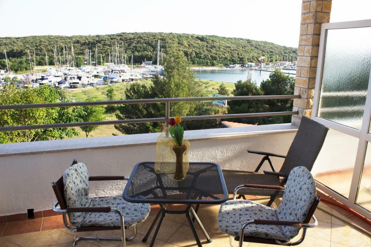 Apartman Studio Pola Esterno foto